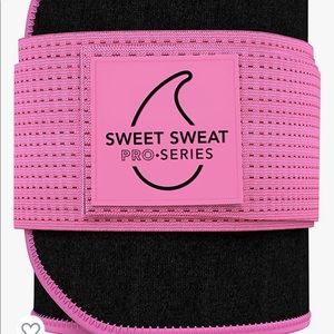 BRAND NEW & NEVER USED! Sweet Sweat Pro Series Waist Trainer - Size M/L